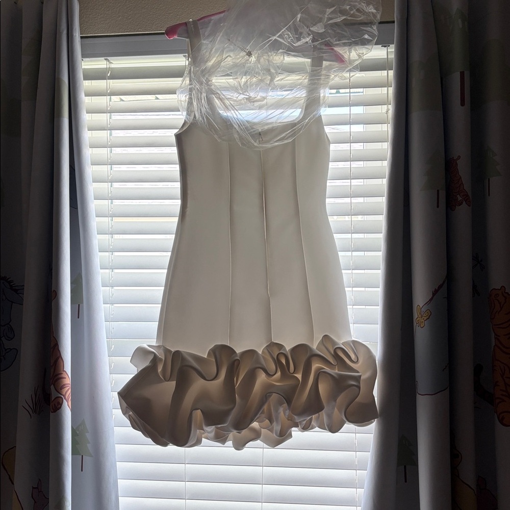 Elegant White Ruffle Mini Dress - Picture 3 of 4